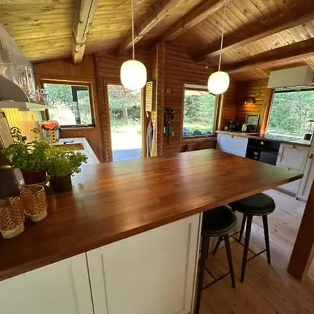 Summer House With Outdoor Bath Near *