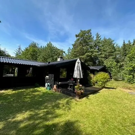Summer House With Outdoor Bath Near Feriehus *